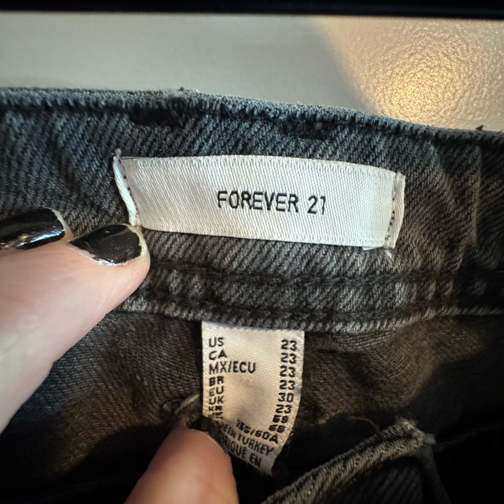Forever 21 Washed Charcoal Utility Cargo Pants - Picture 3 of 3